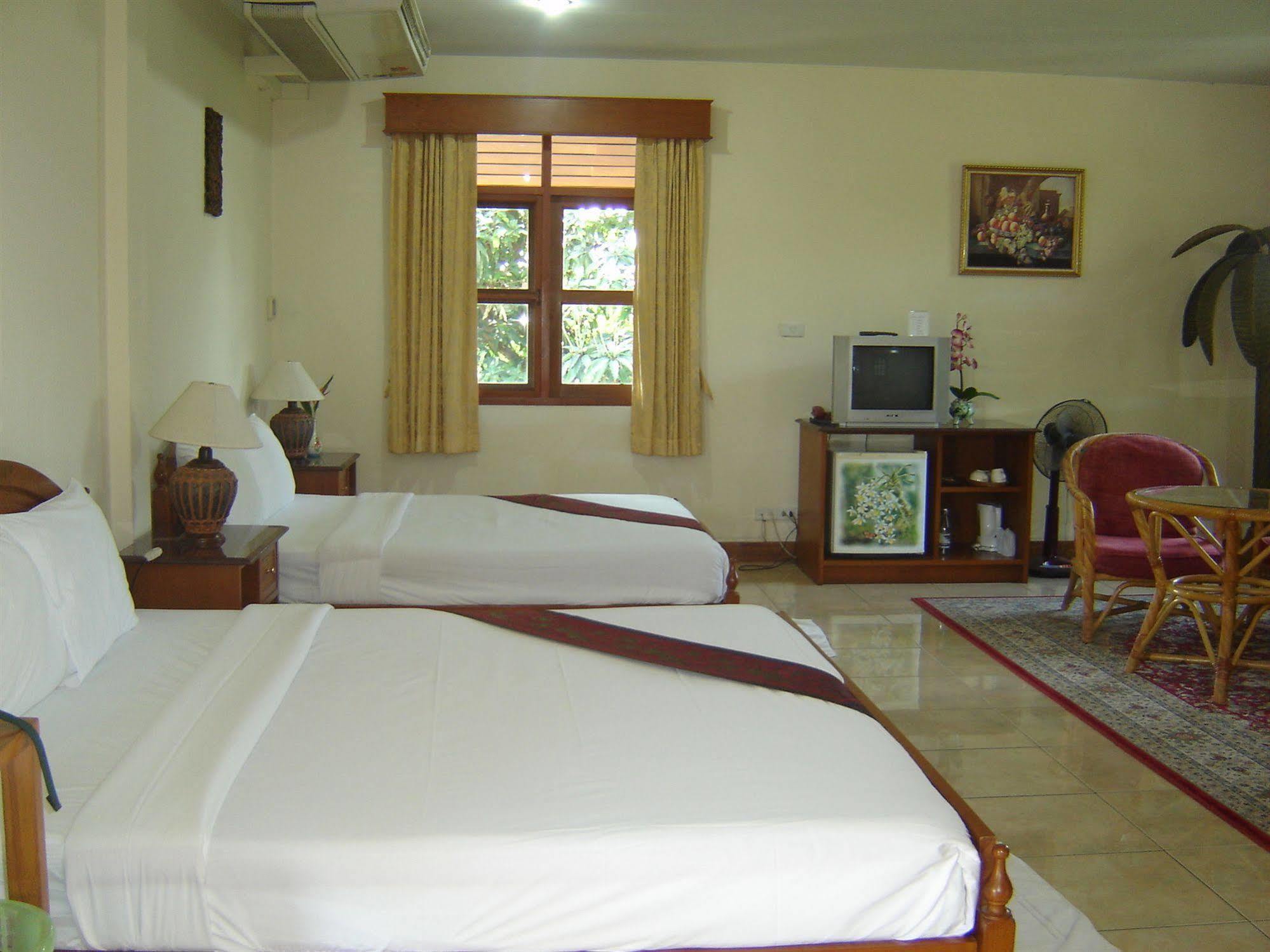 Golden Cupids Hotel Chiang Mai Zewnętrze zdjęcie